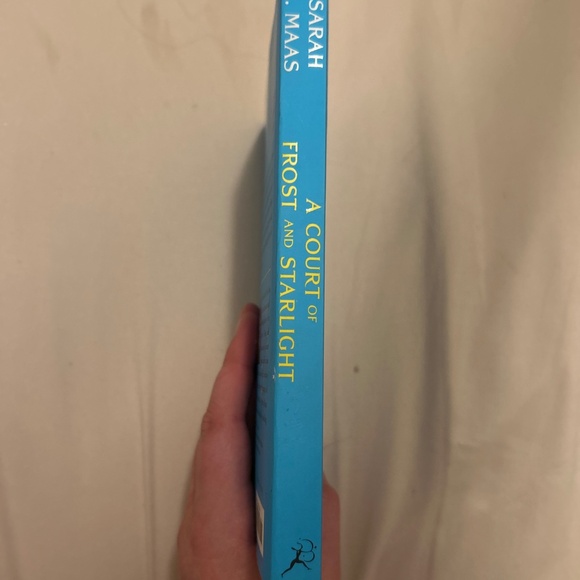 A court of frost and starlight book - Picture 3 of 3